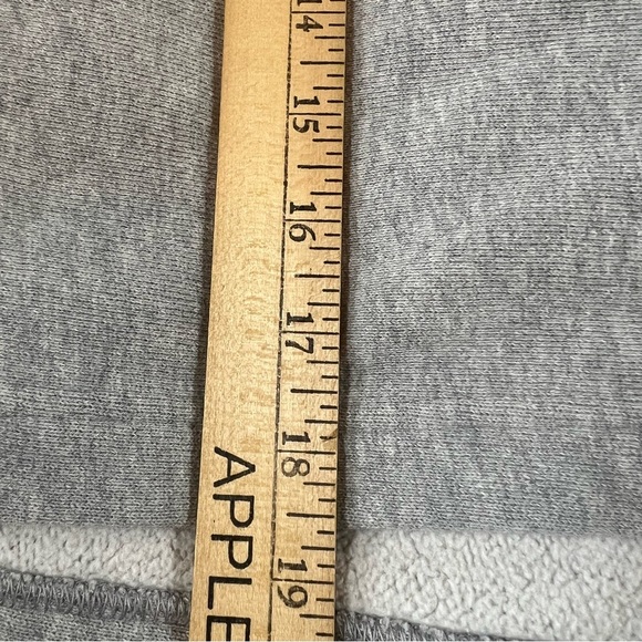 Champion Gray and White Crop Wisconsin Hoodie size medium - Picture 8 of 9